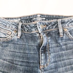 Woman’s size 6 Liz Claiborne jeans